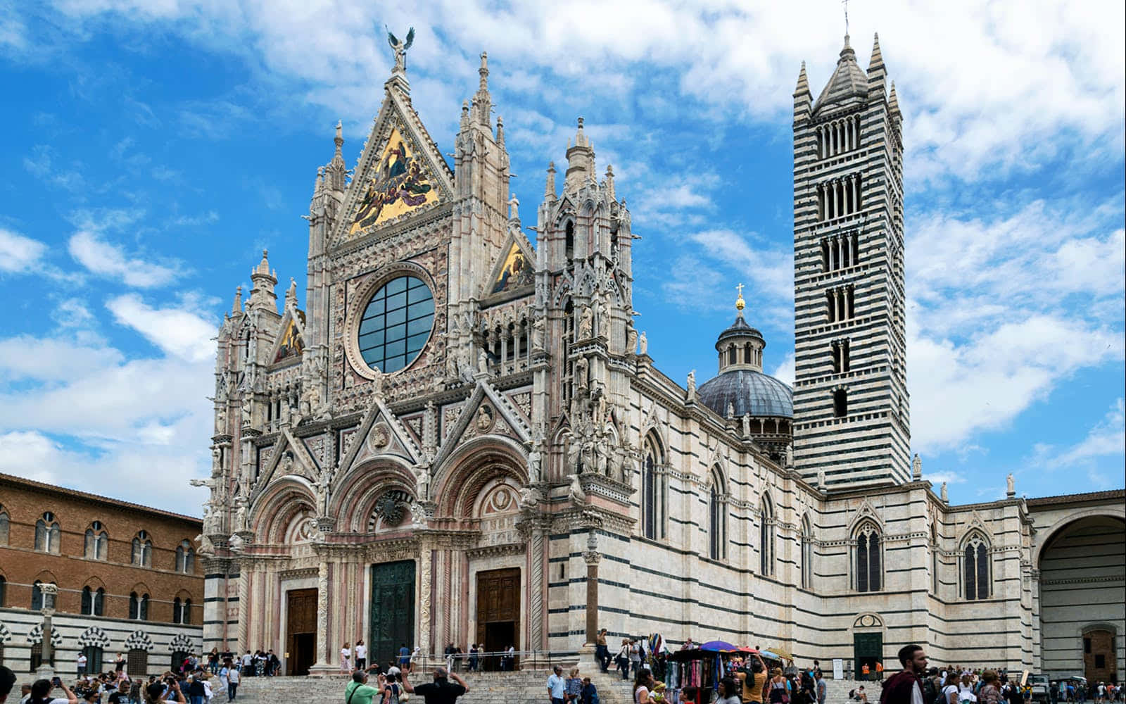 Front Of Duomo Di Siena