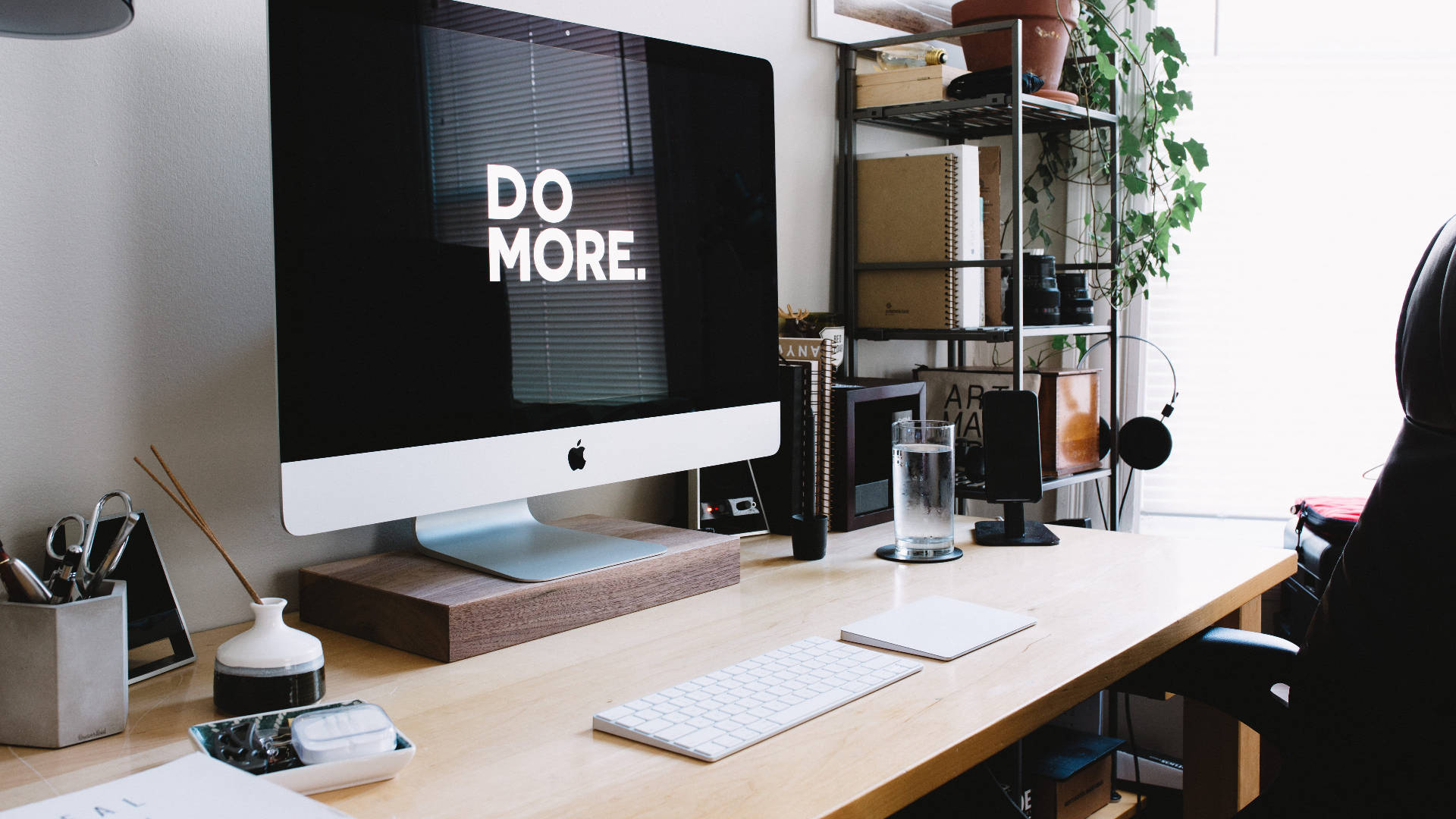 Full Hd Computer Desktop In A Well-lit Office Background