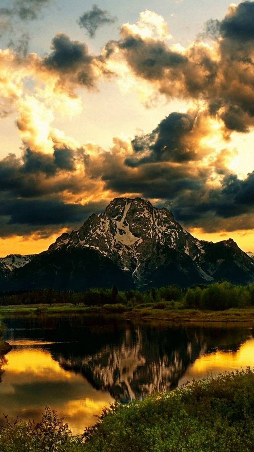 Full Hd Tablet Mountain Reflection Background