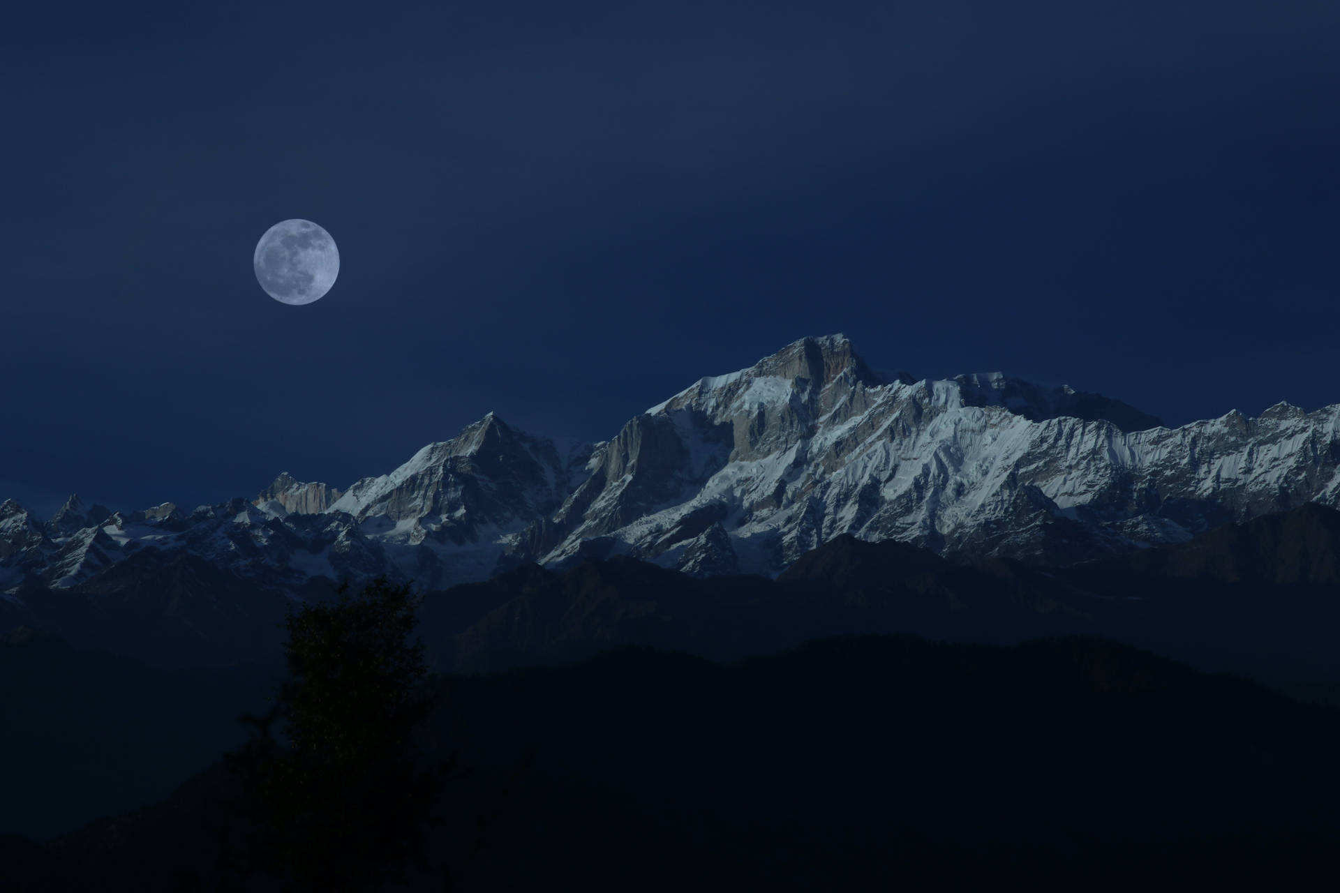 Full Moon Over Mountaintops Background