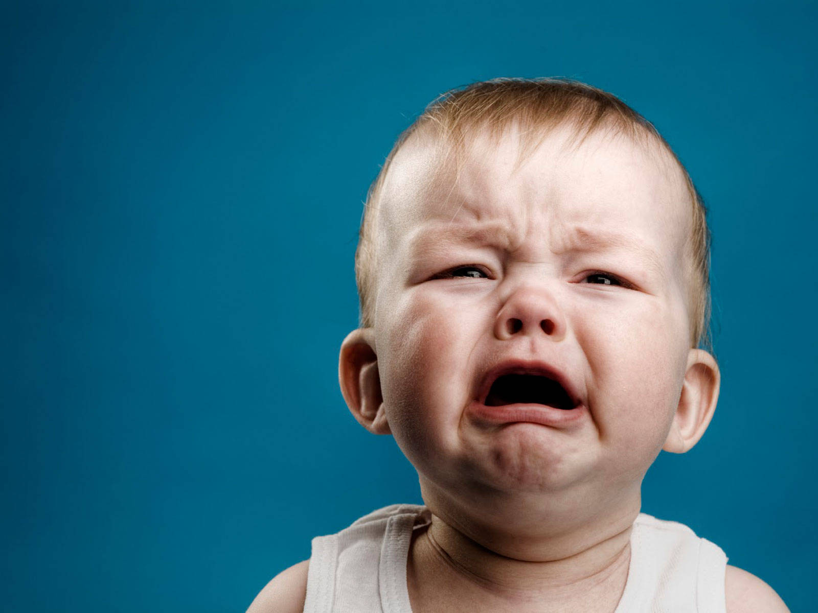 Funny Baby Crying Background