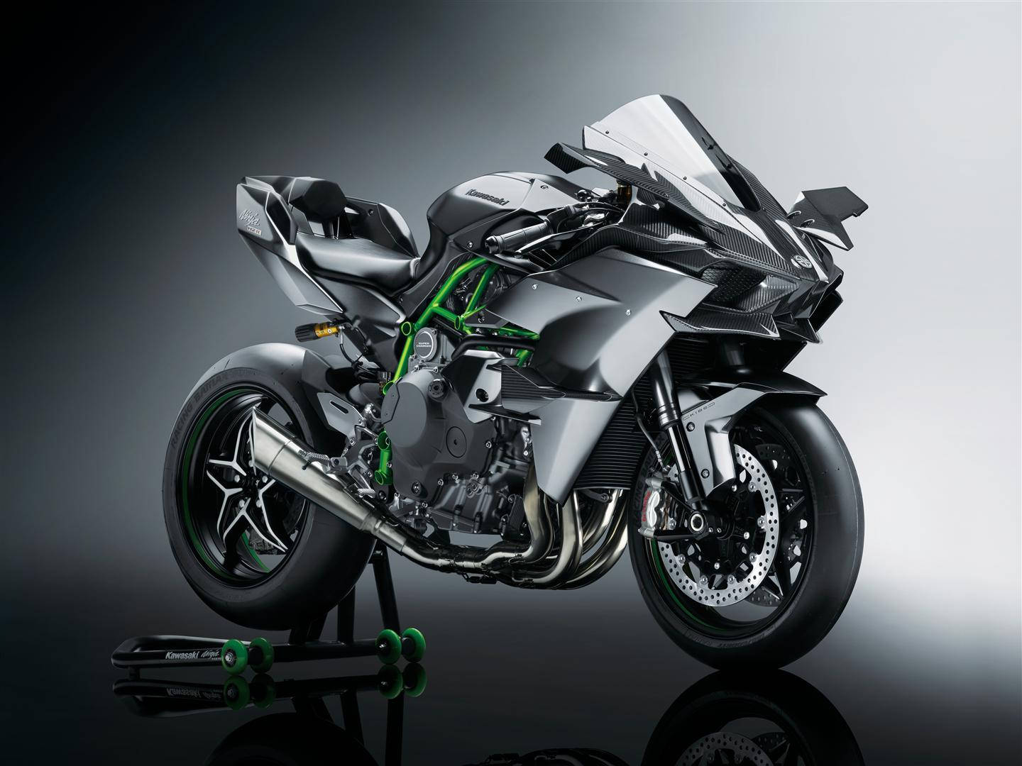 Futuristic Black Kawasaki H2r Background