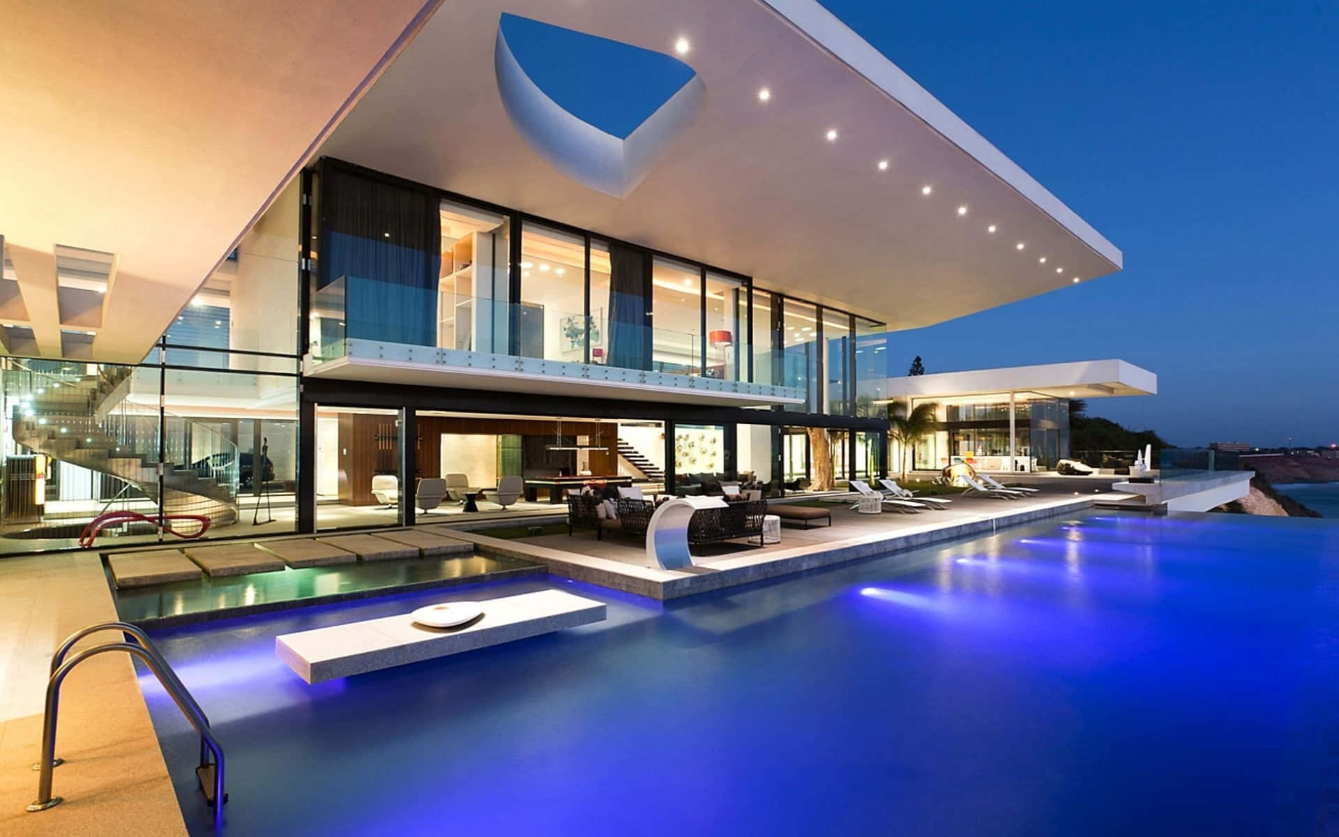 Futuristic Luxury House In Senegal