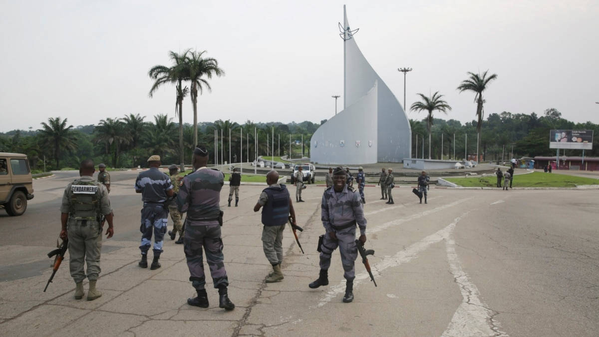 Gabon Border With Cameroon Background