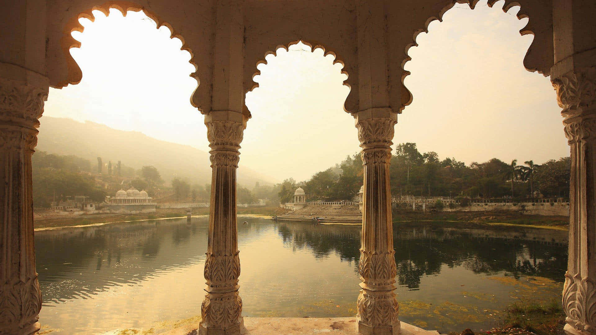 Gadisar Lake View From Porch Pillar