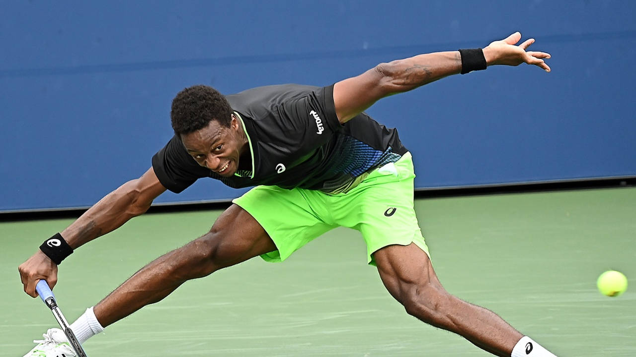 Gael Monfils In Wide Stance Background