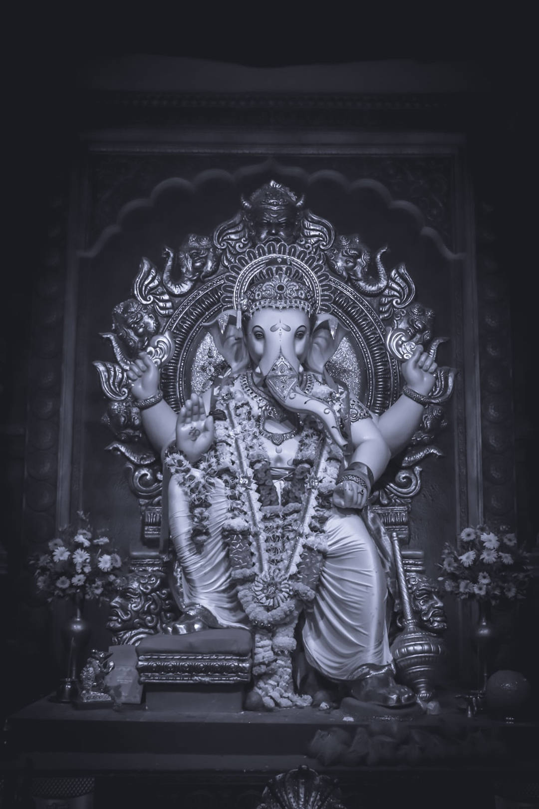 Ganesh Black And White At Temple Background