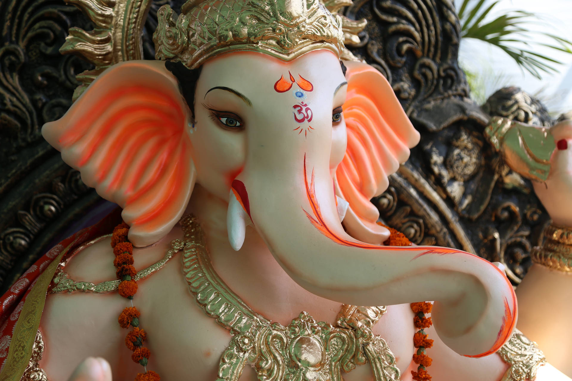 Ganesh Full Hd Statue Close Up Background