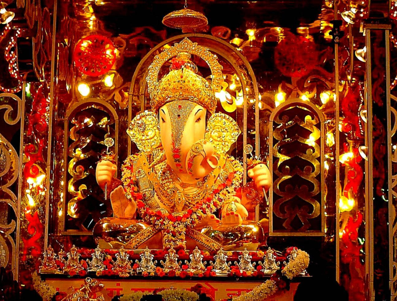 Ganpati Hd Warm Light Background