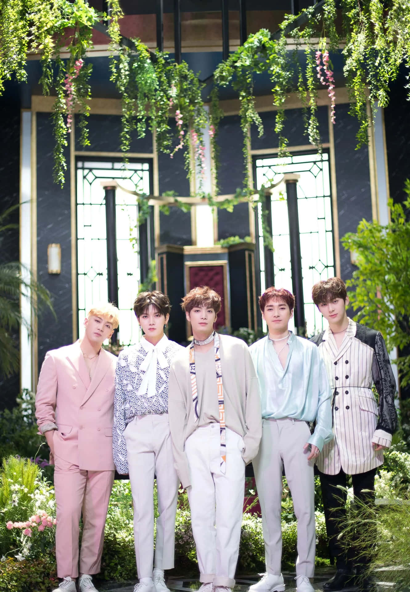 Garden Nuest Kpop Boy Group Background