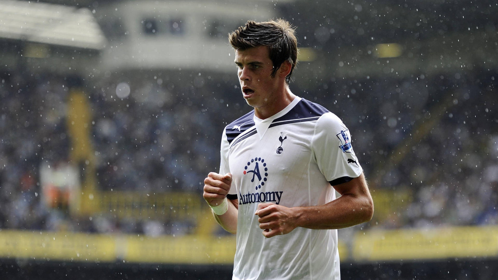 Gareth Bale In Rainy Day Background