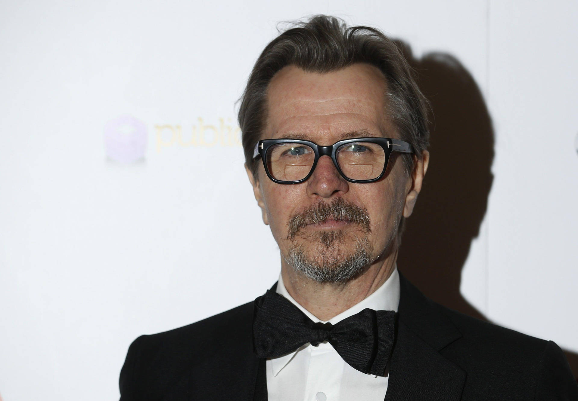 Gary Oldman Movie Star Background