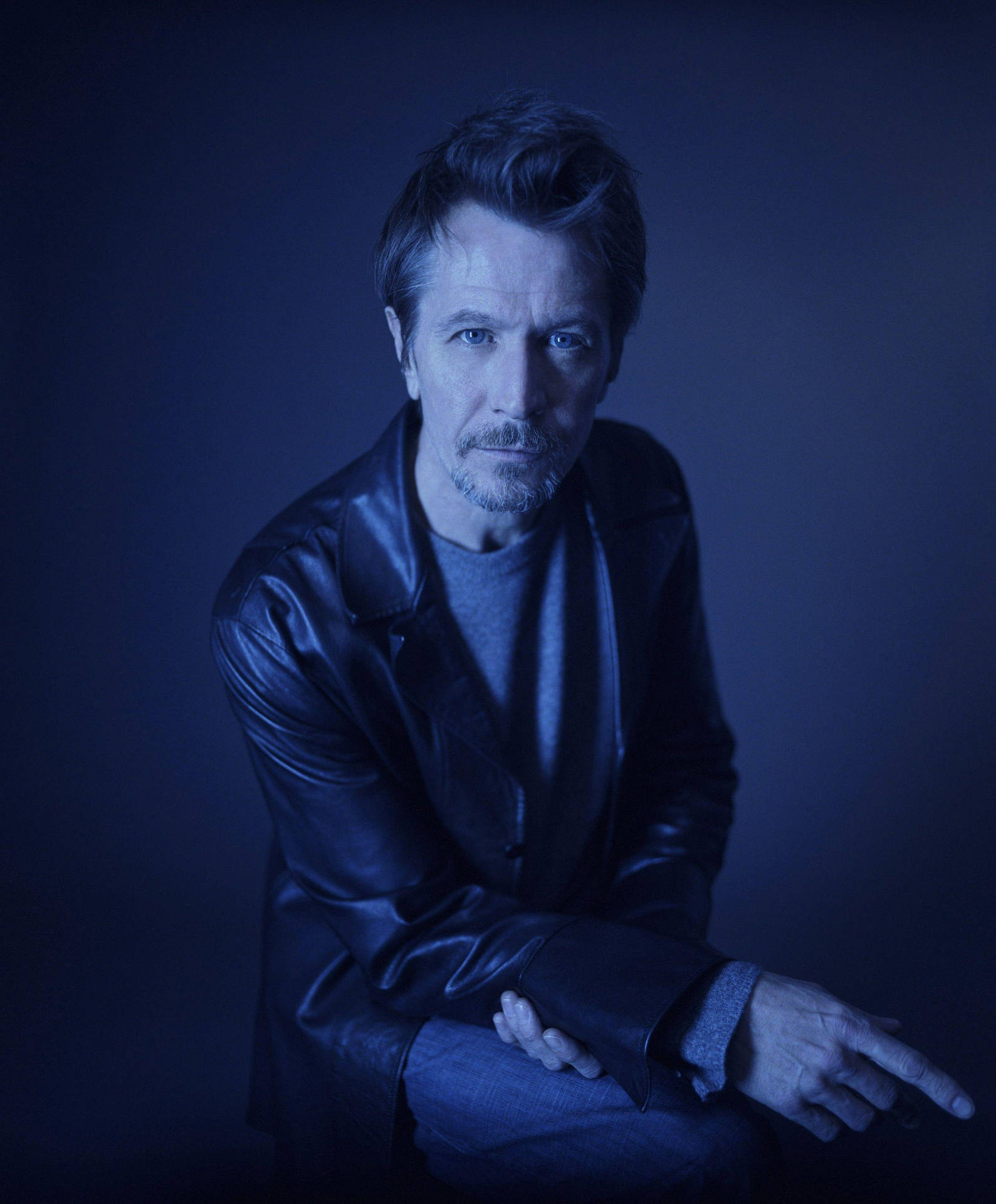 Gary Oldman Studio Shot Background