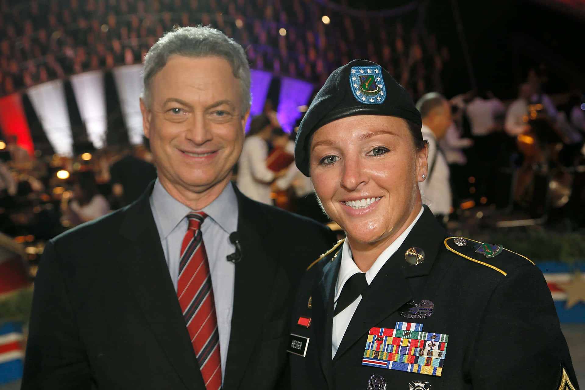 Gary Sinise With Military Personnel Background