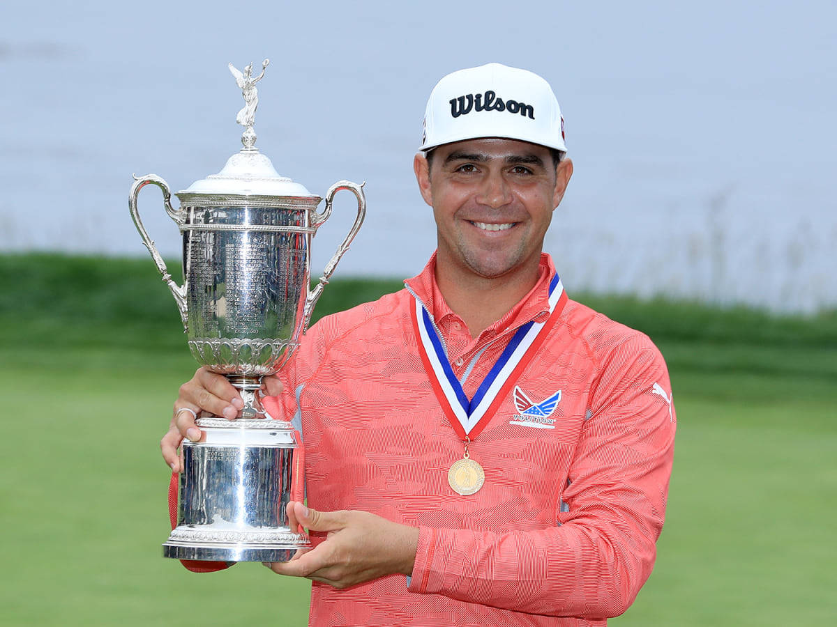 Gary Woodland Trophy And Medal Background