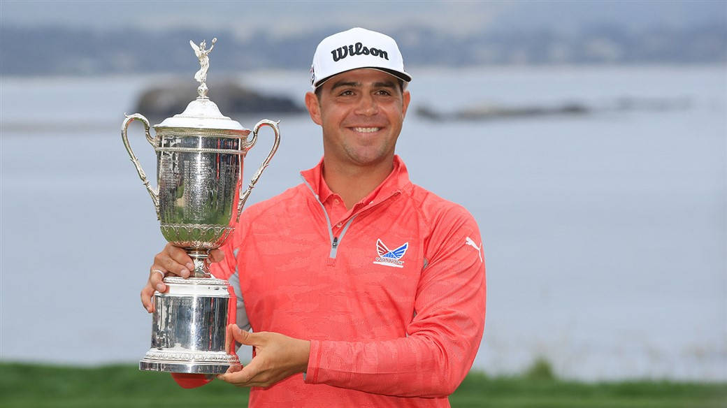 Gary Woodland Trophy In Hand Background