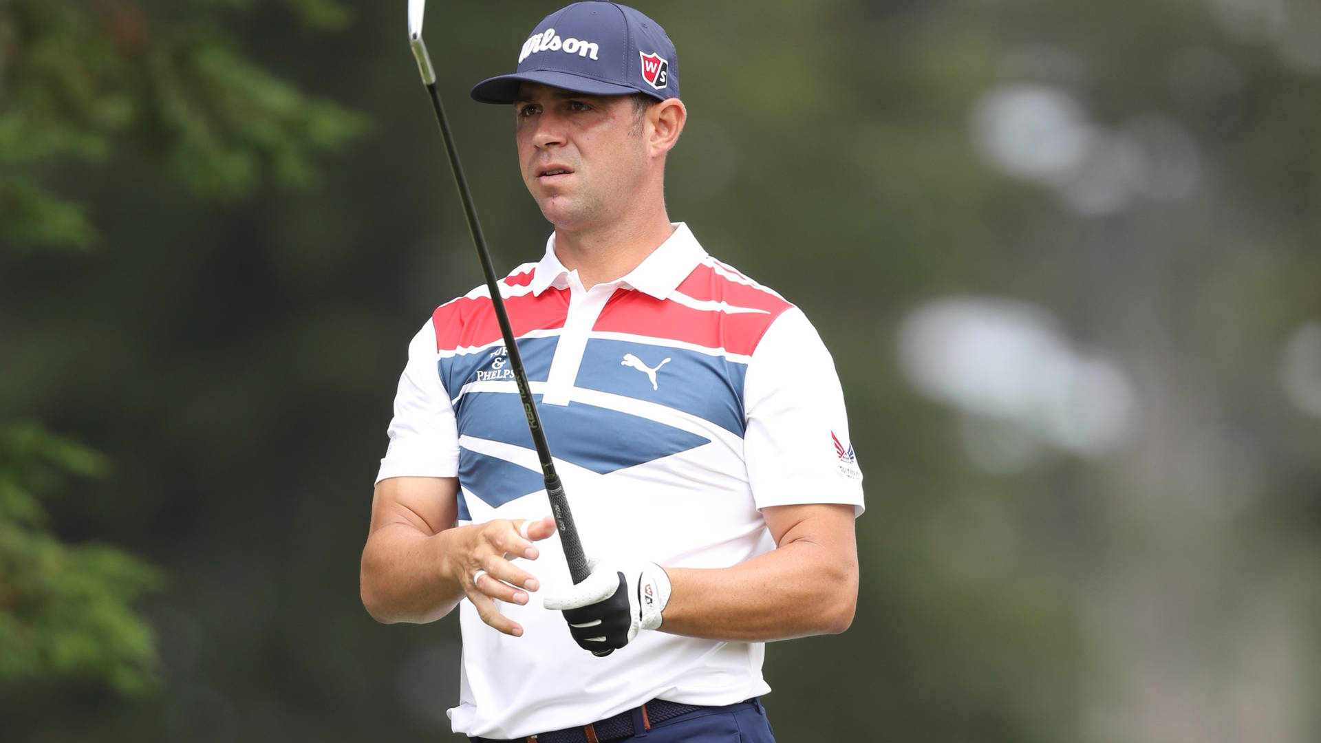 Gary Woodland Wearing White Glove