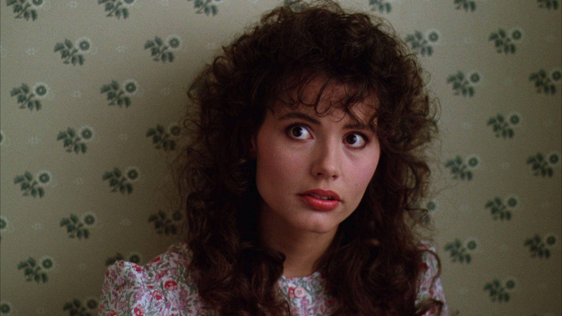 Geena Davis In Beetlejuice 1988 Background