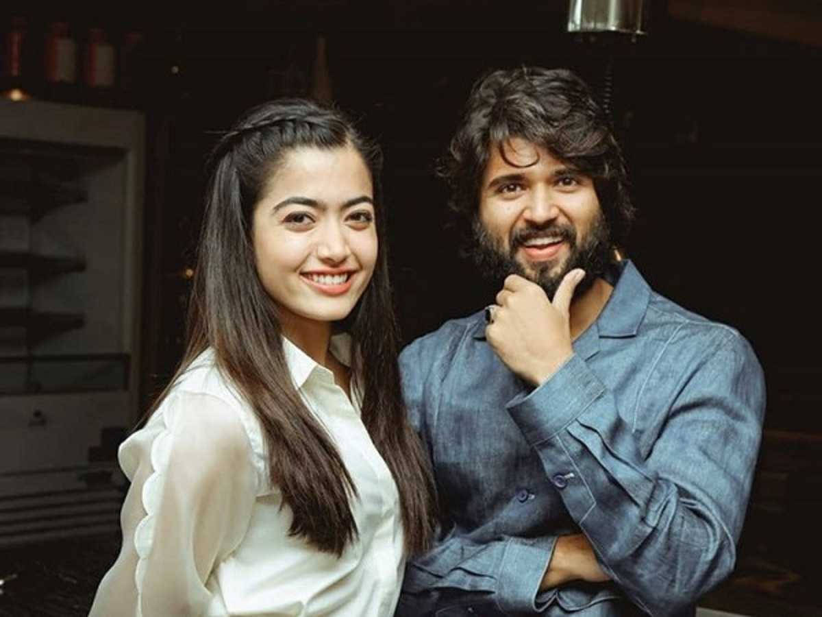 Geetha Govindam Actors Rashmika And Vijay Background