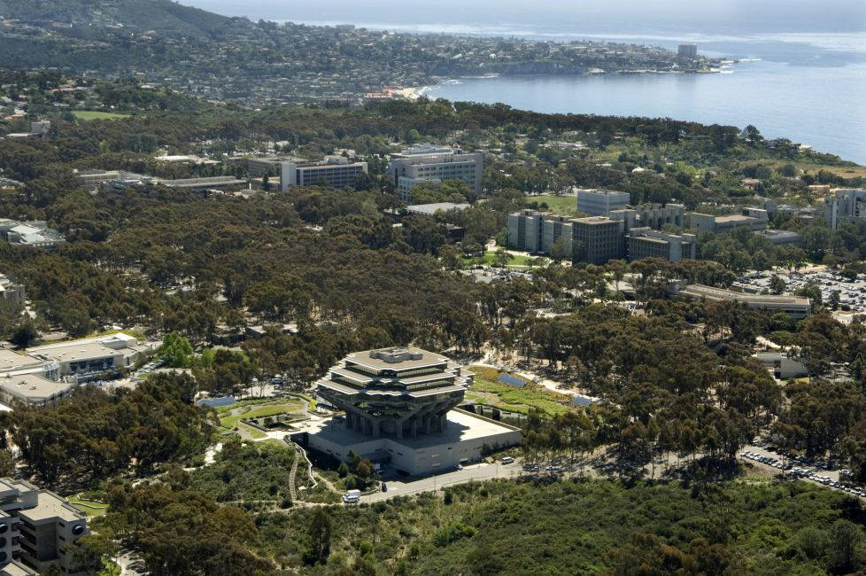 Geisel Ucsd Beach Background