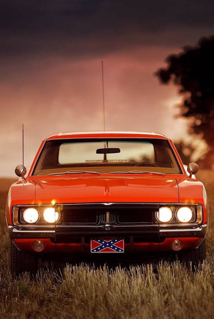 General Lee With Beautiful Sunset Sky