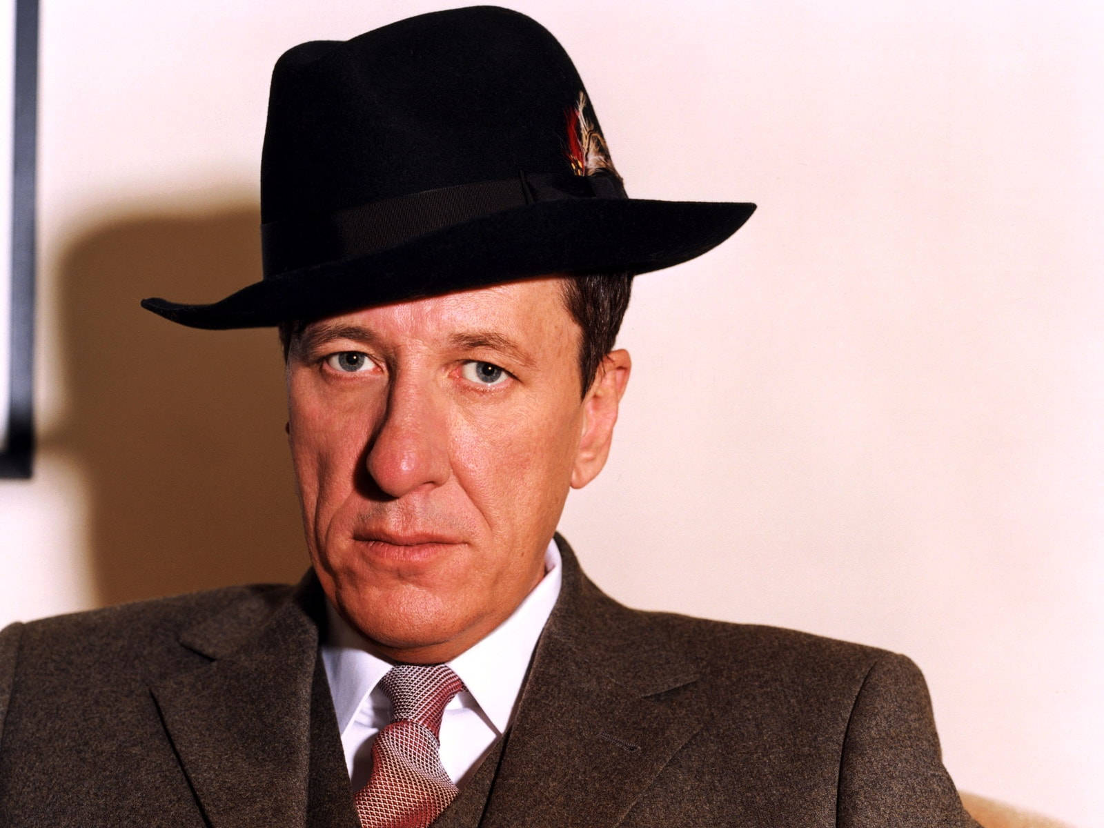 Geoffrey Rush Australian Actor Retro Background