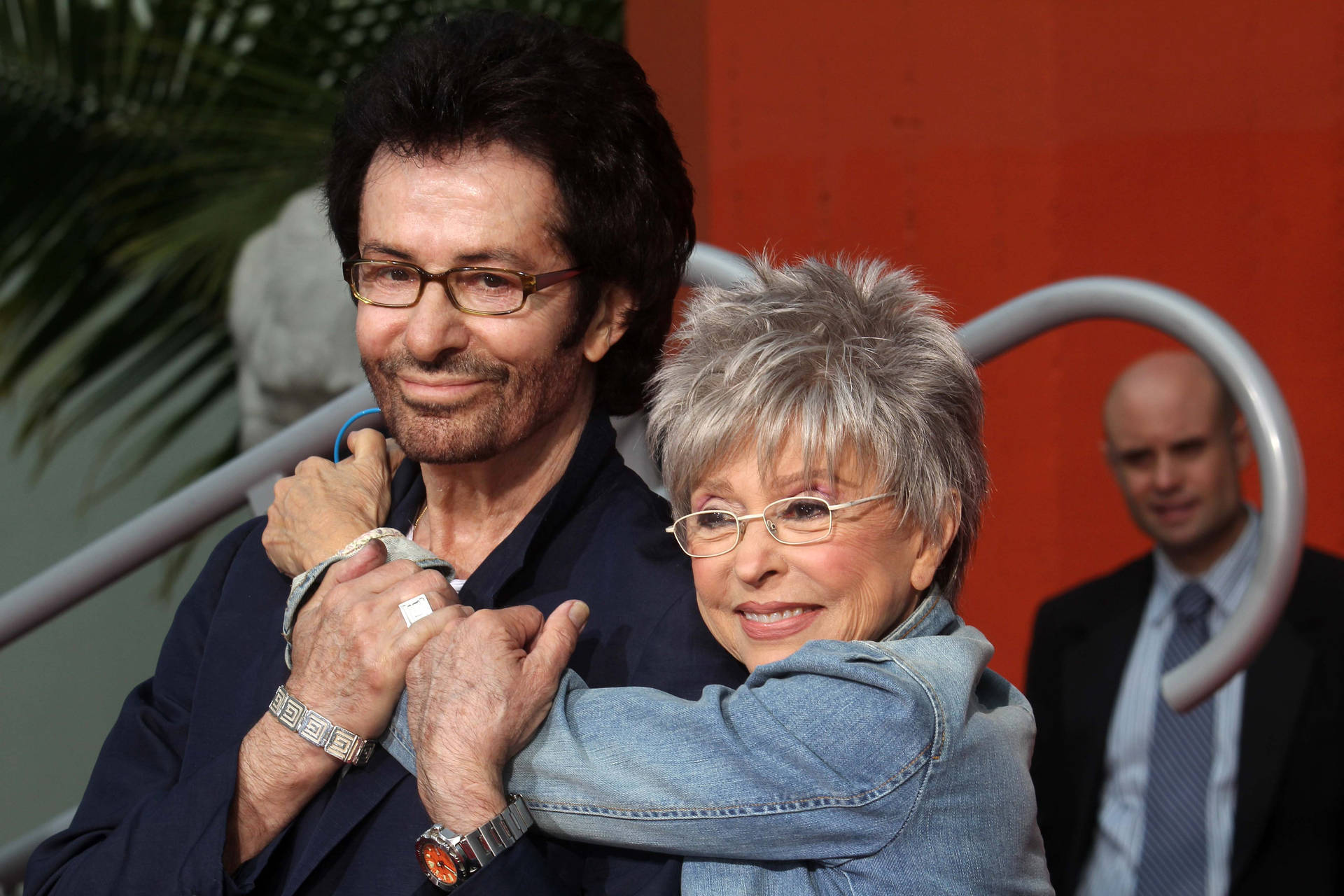 George Chakiris Rita Moreno Happy Hug Background