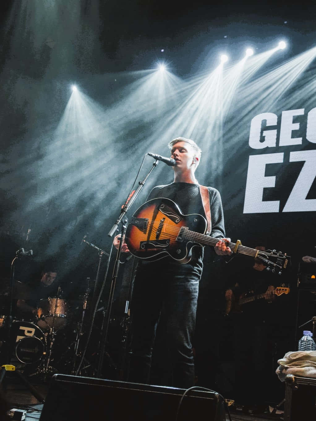 George Ezra Background