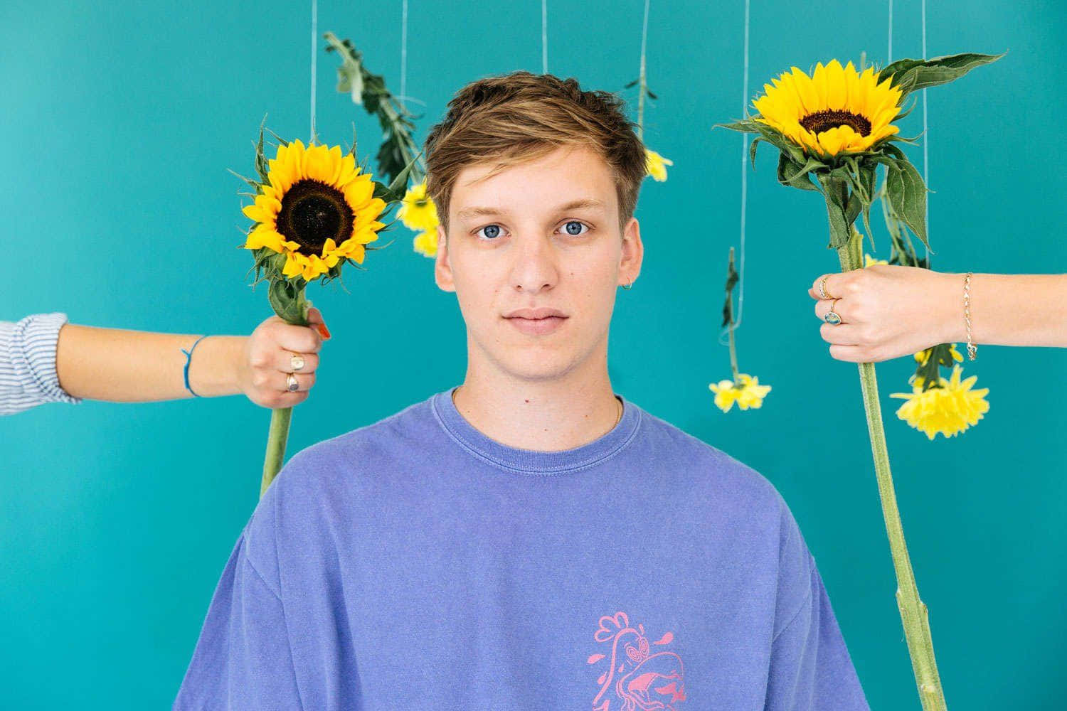 George Ezra Background