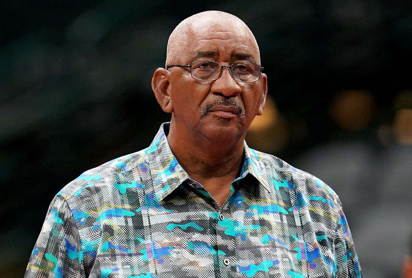 George Gervin Nba Legend Basketball Background