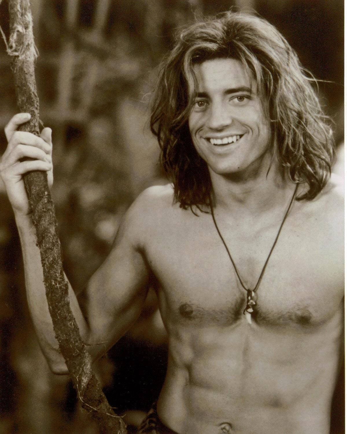 George Of The Jungle Black And White Brendan Fraser Background