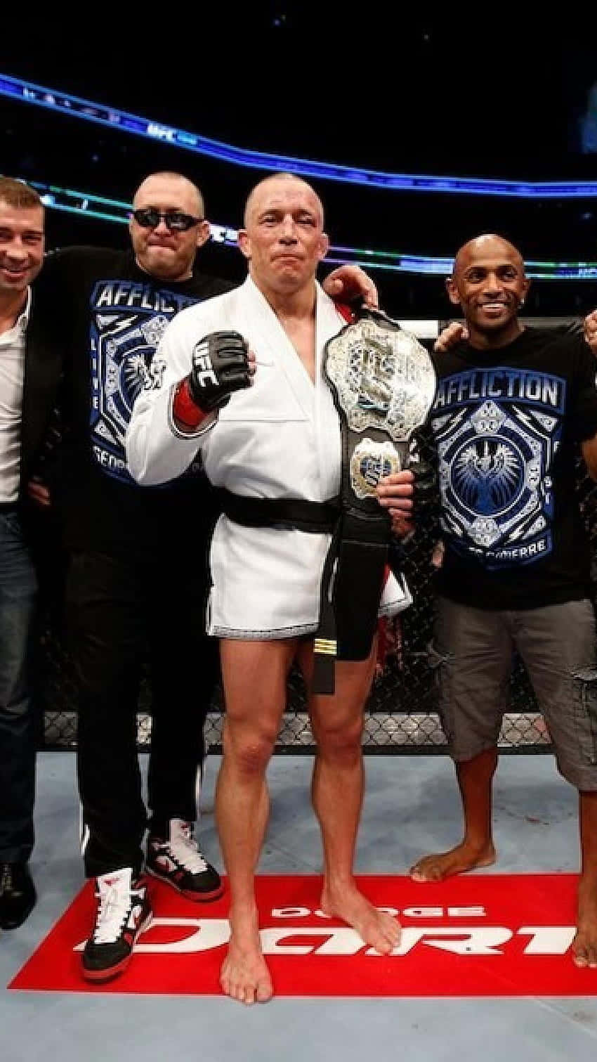 Georges St-pierre With His Team