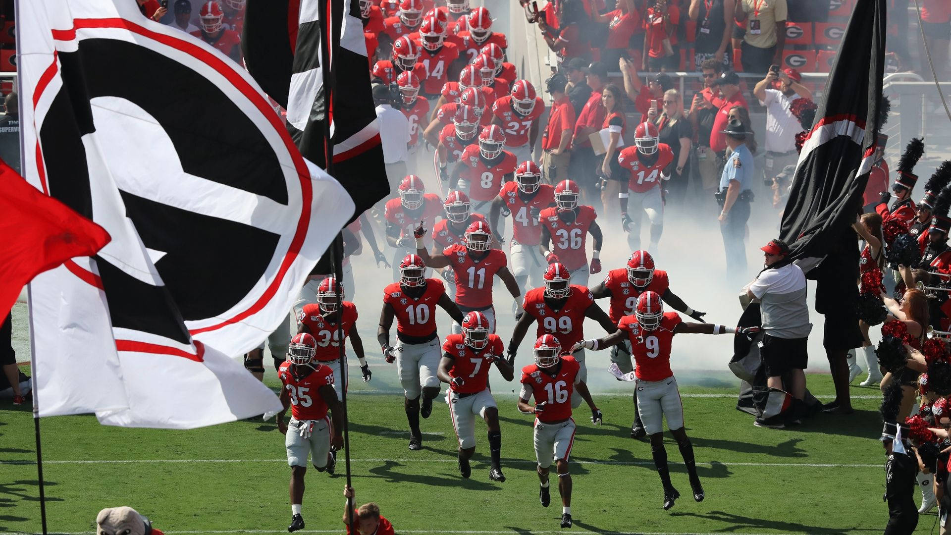 Georgia Bulldogs Entrance