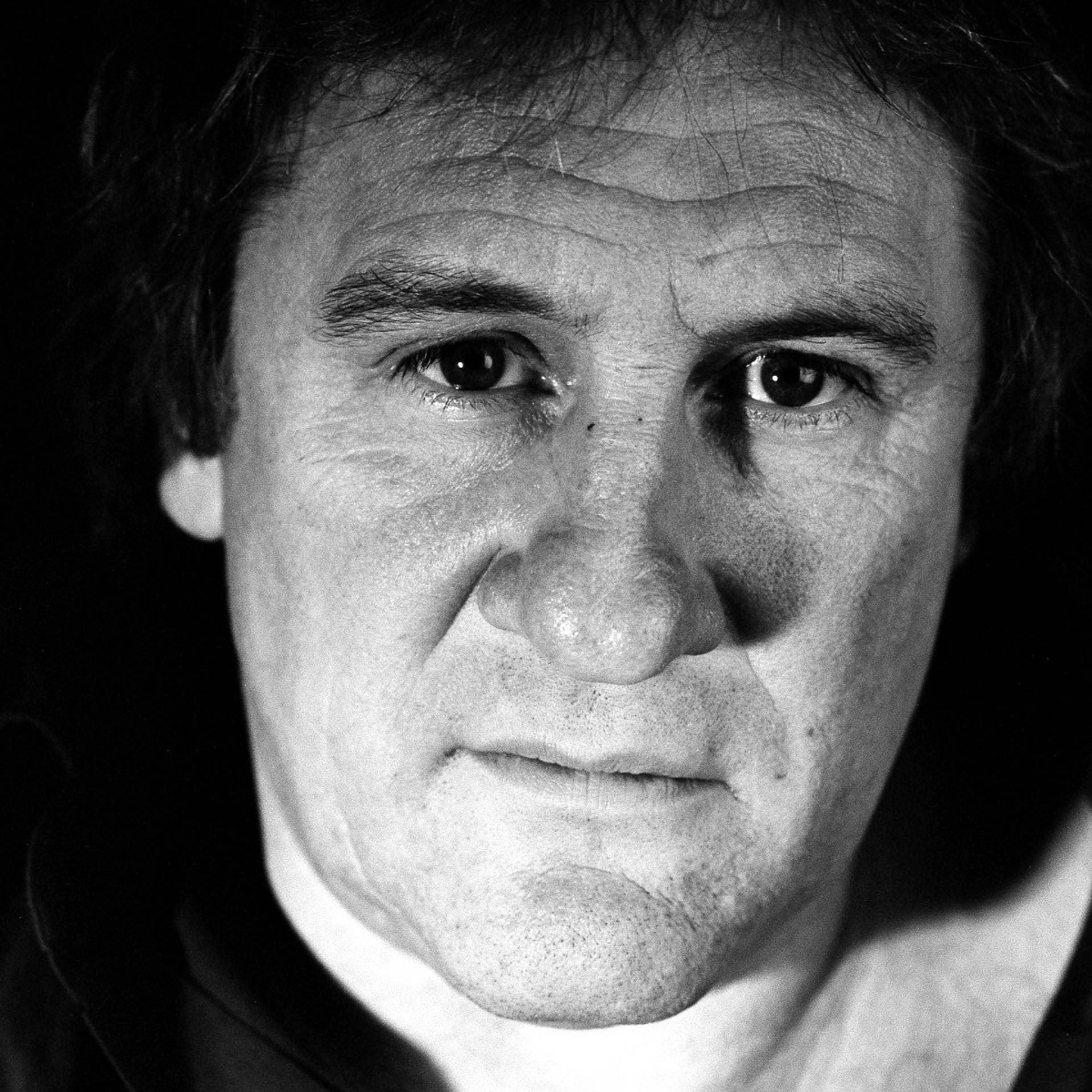 Gérard Depardieu Black And White Serious Background