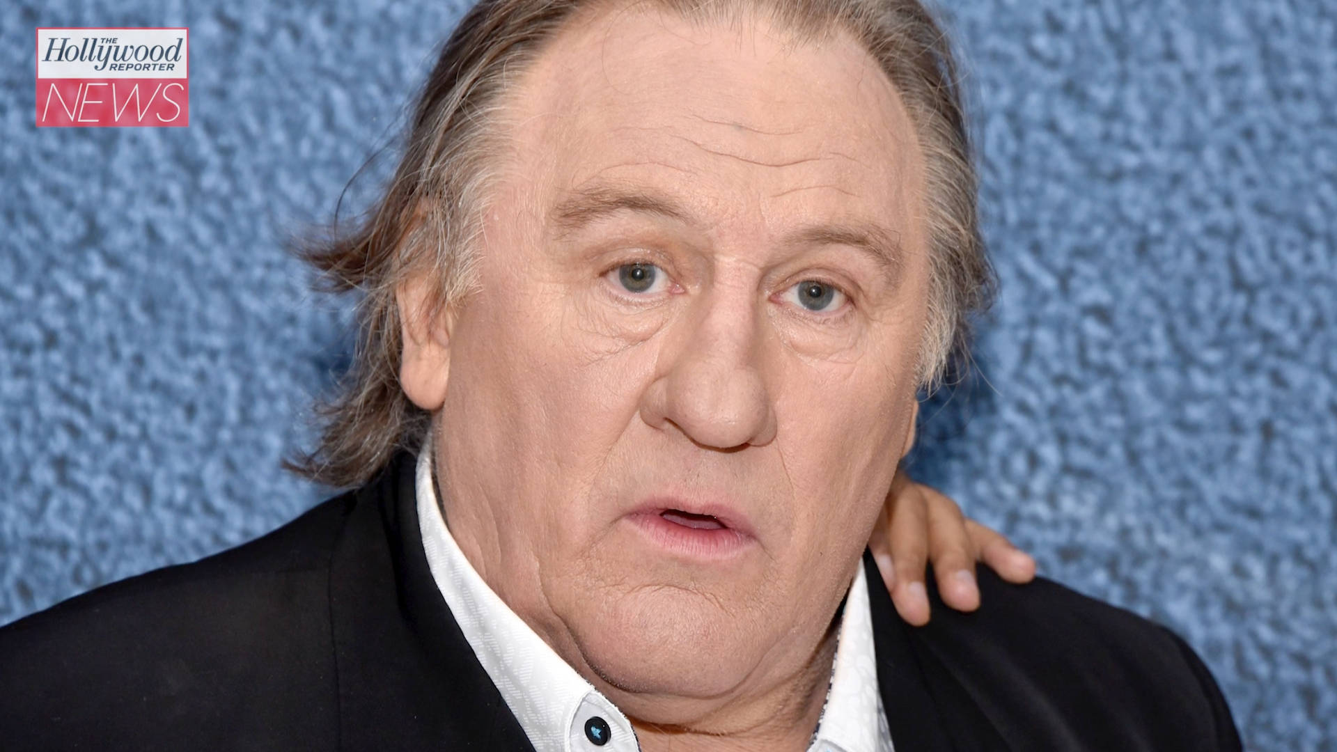 Gérard Depardieu Blue Aesthetic Background Background