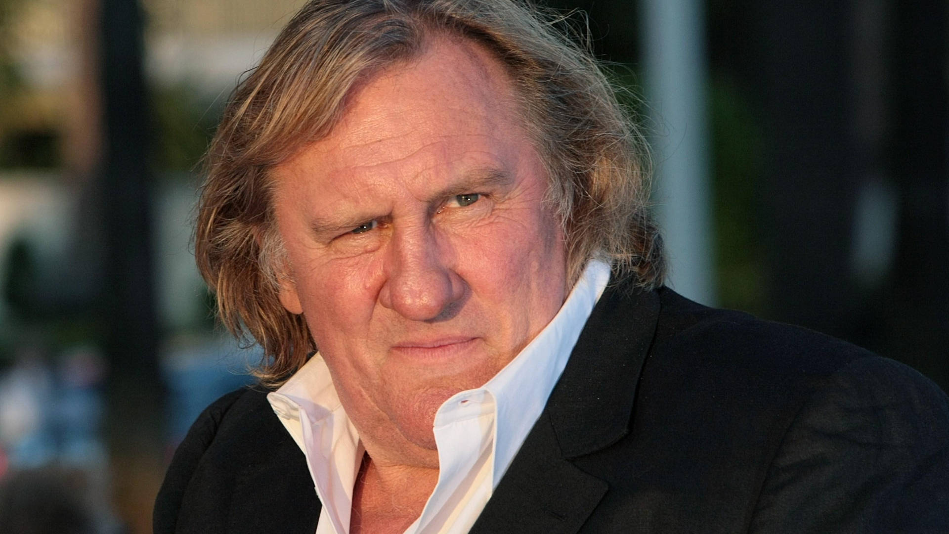 Gérard Depardieu Long Hair