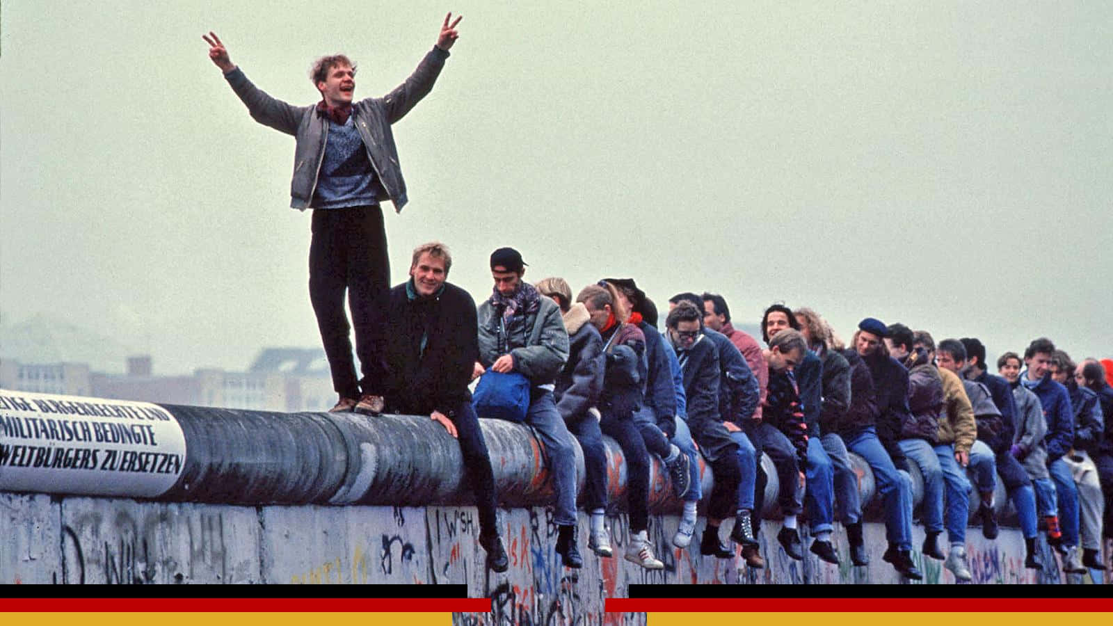 Germans Celebrate The Fall Of Berlin Wall Background