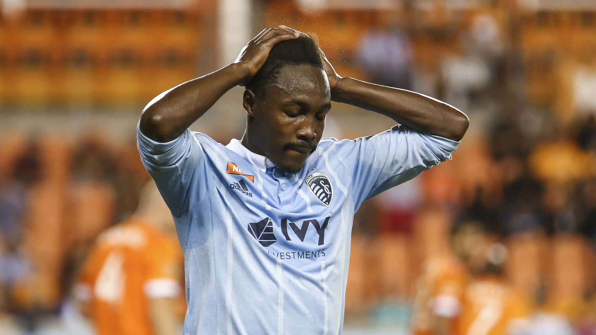 Gerso Fernandes Of Sporting Kansas City Background