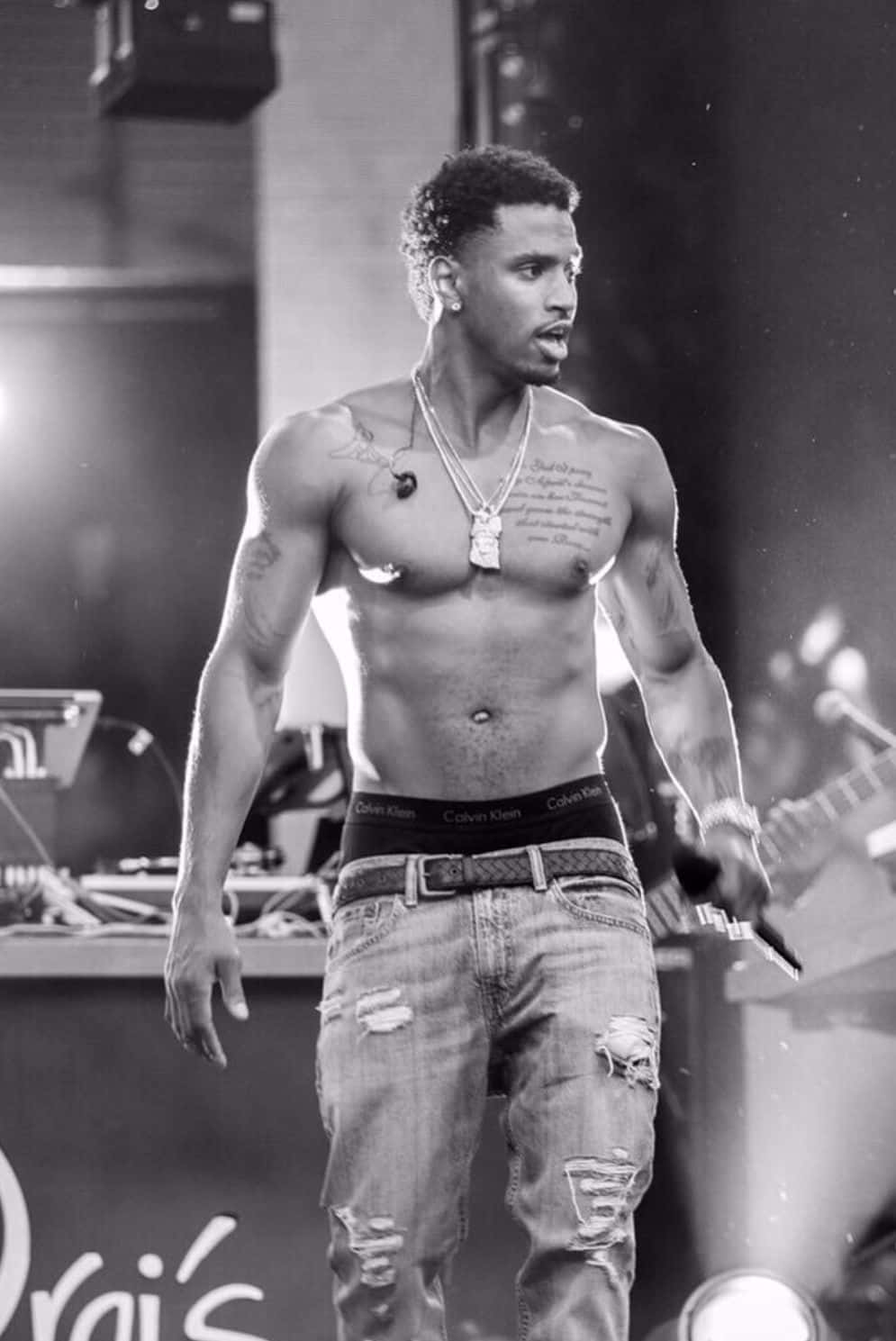 Get Lost In The Music With Trey Songz Background