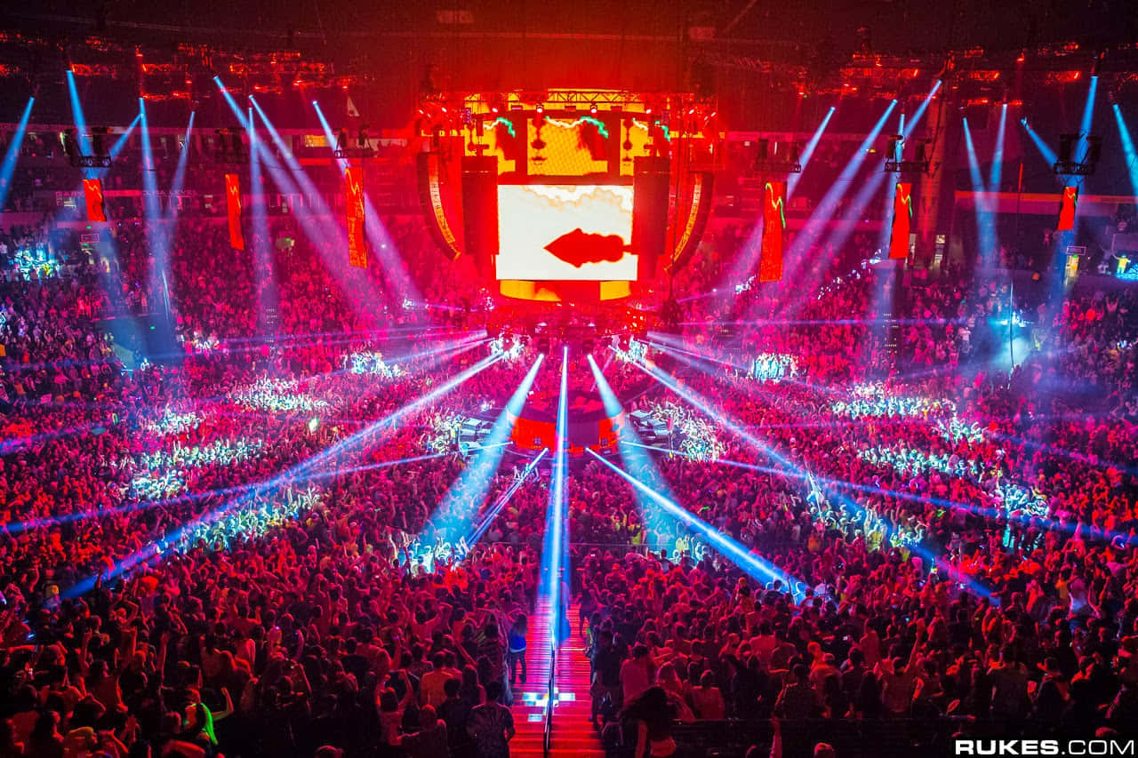 Get Lost In The Pulsing Music Of The Edm Scene Background