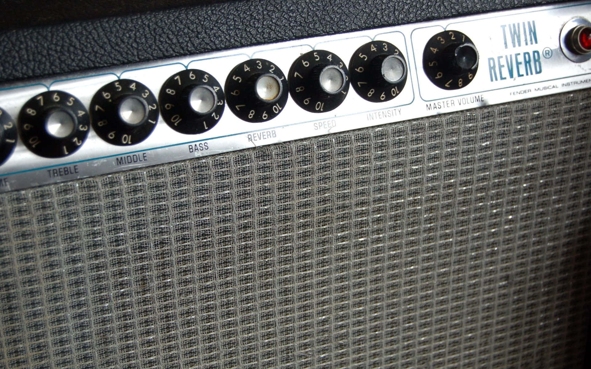 Get The Best Tone From Your Guitar Amp