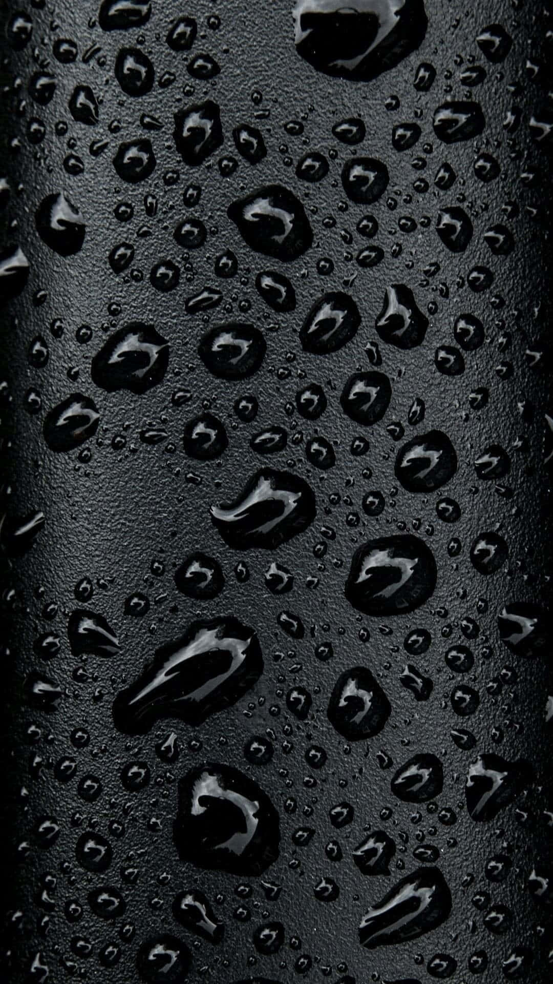 Get The Dark Look With The Iphone Background