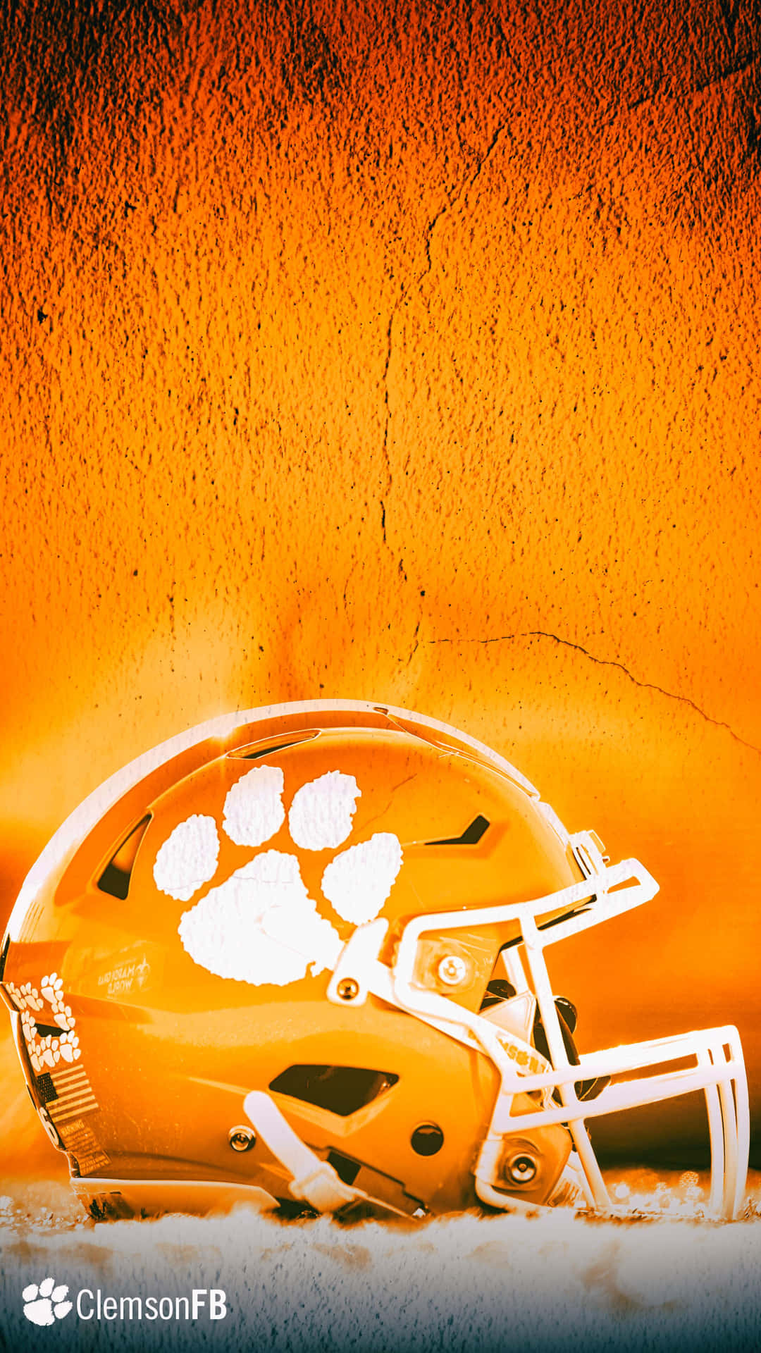 Get The Latest Clemson Tigers News On Your Iphone Background
