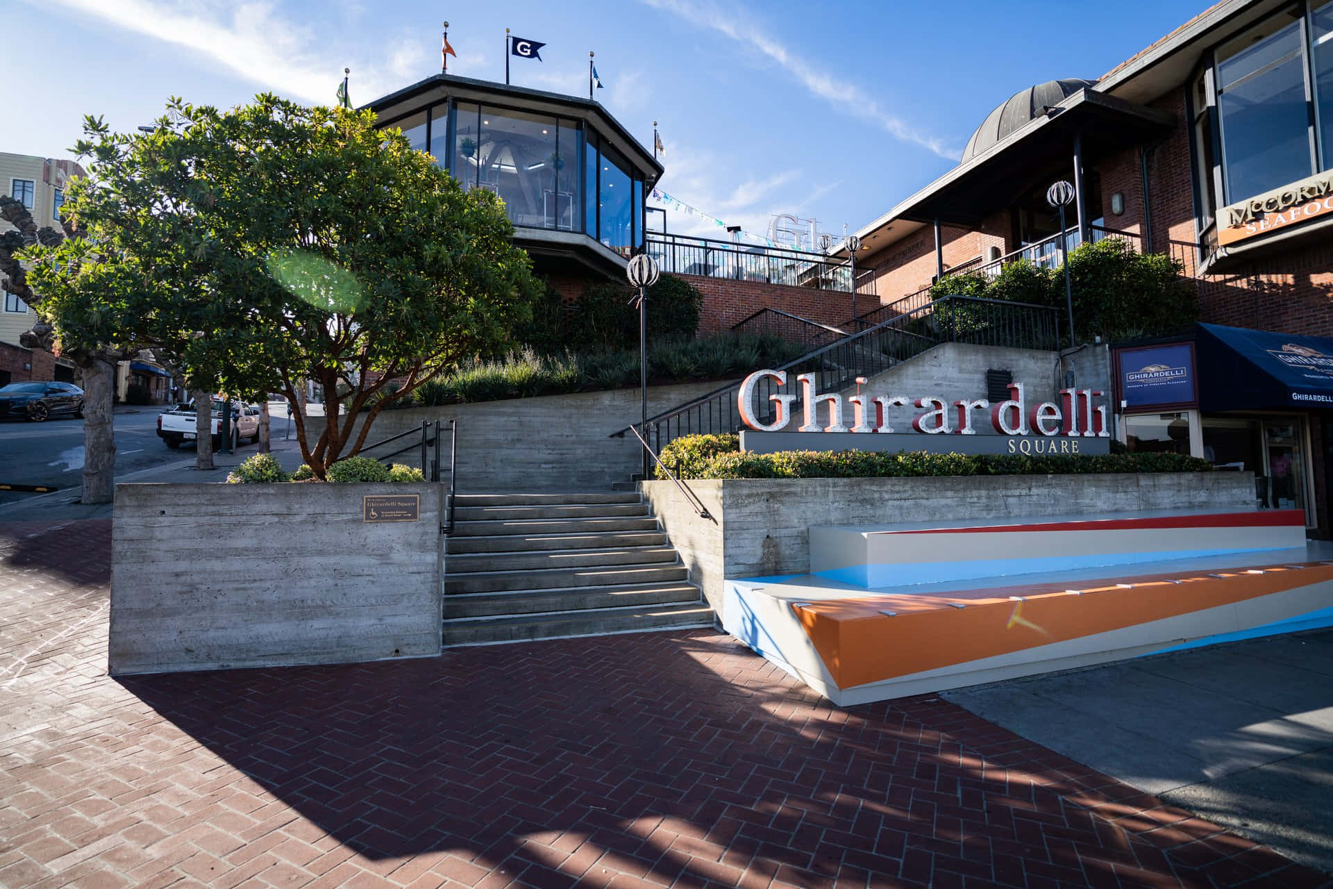 Ghiradelli Square San Francisco In Morning Background