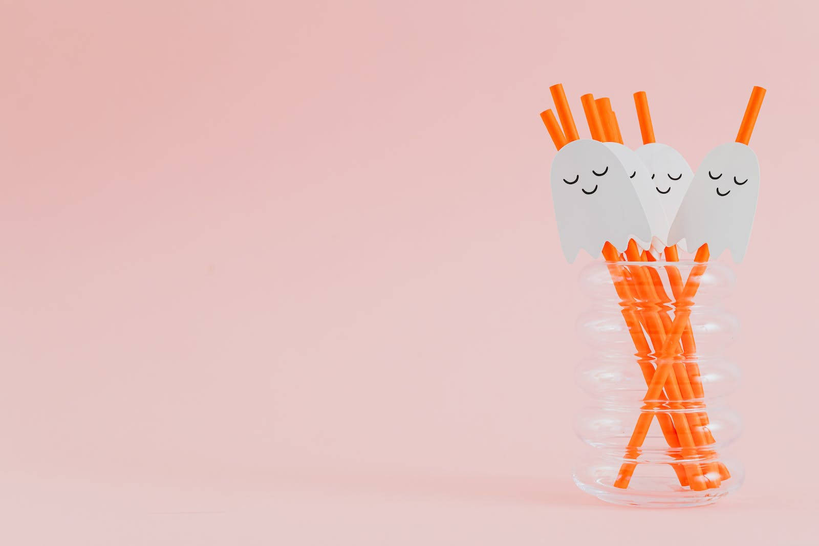 Ghost Straws Cute Halloween Desktop Background