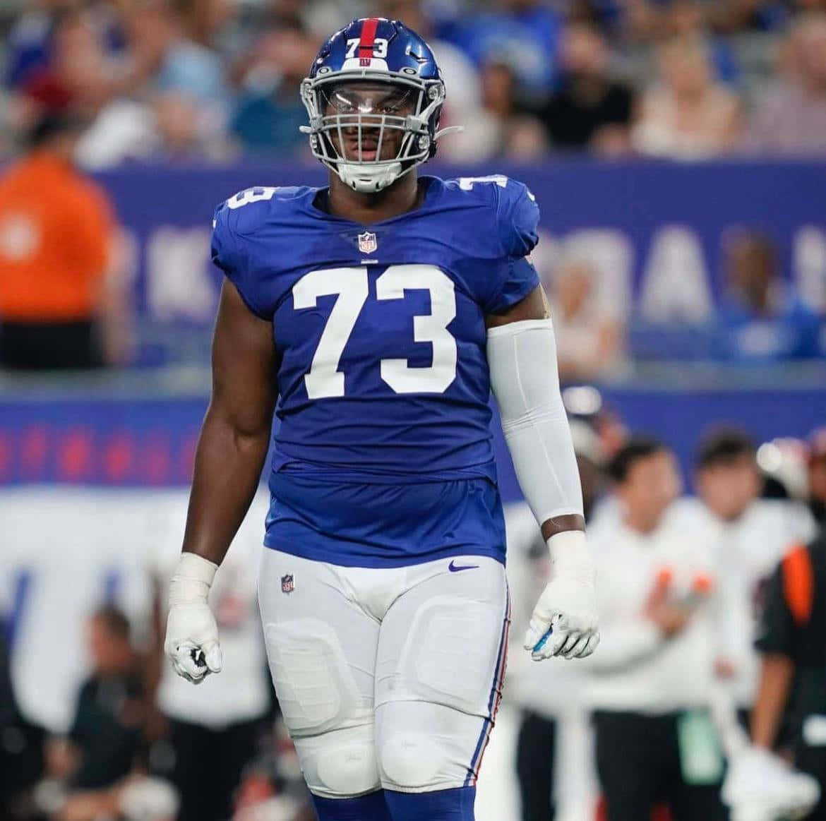 Giants Offensive Tackle Evan Neal Background