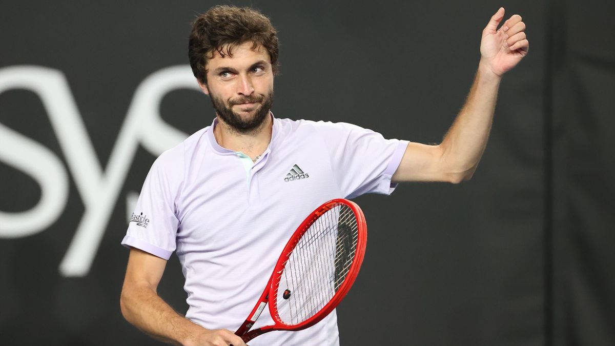 Gilles Simon And Thumbs Up Background