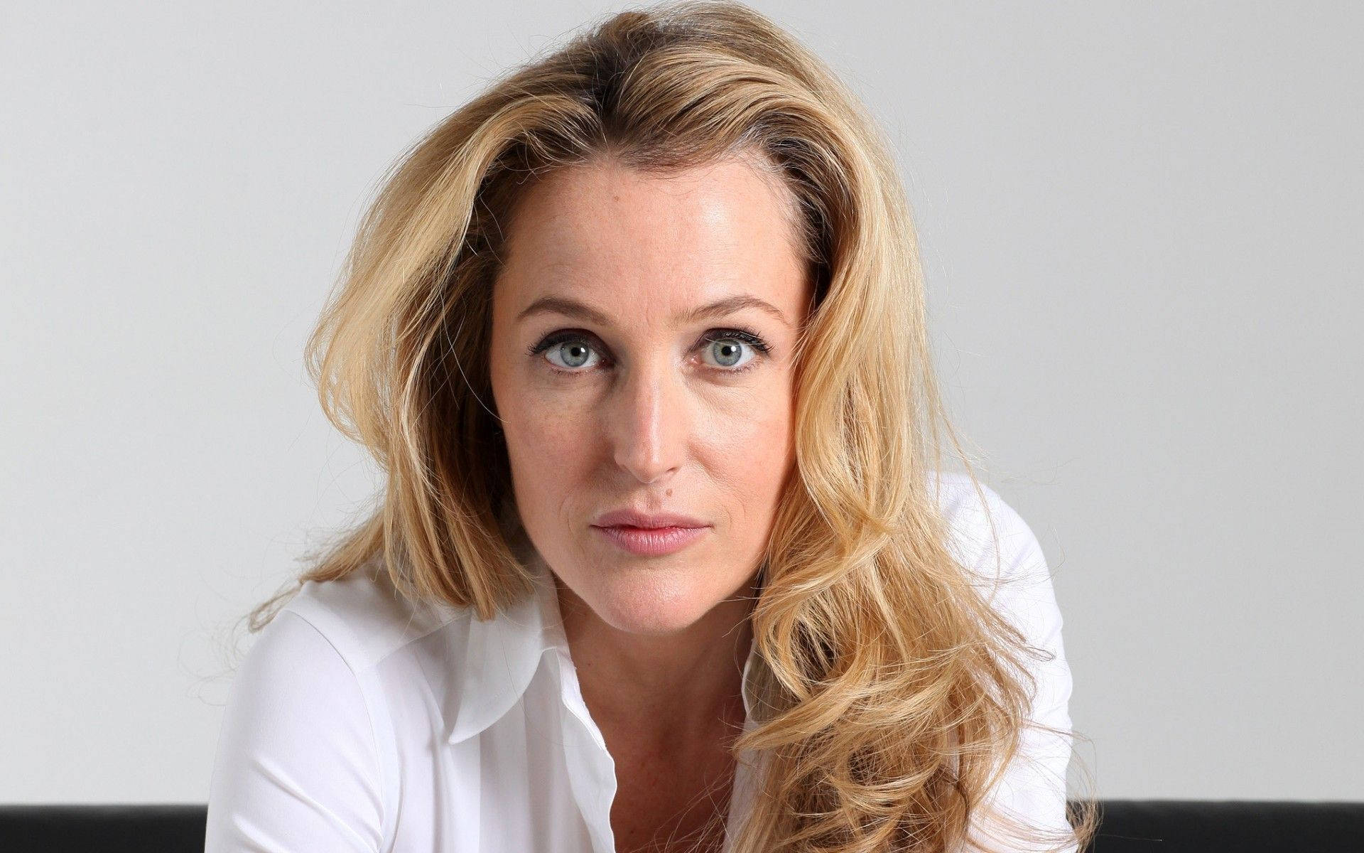 Gillian Anderson Movie Actress Background