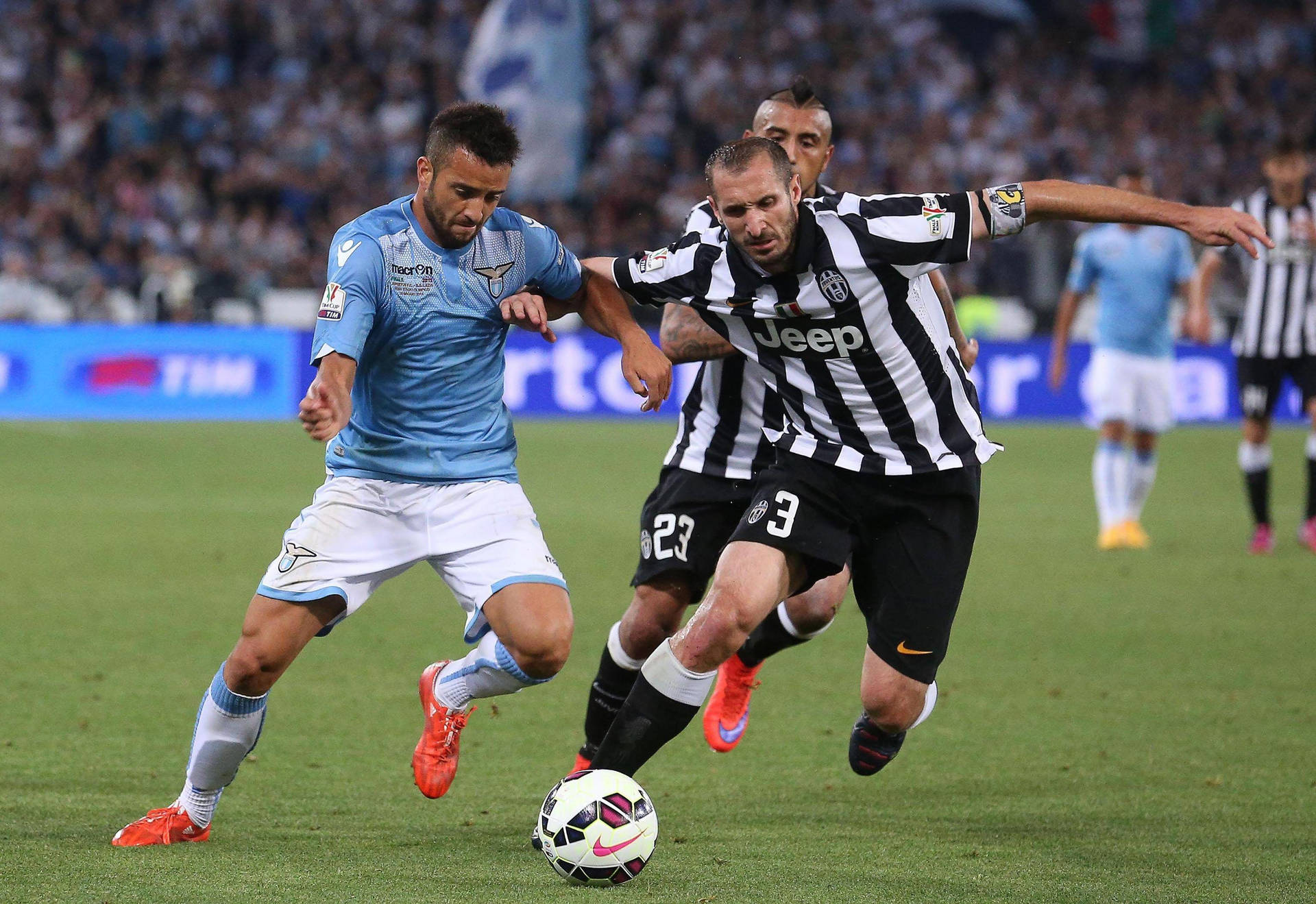 Giorgio Chiellini Vs. Felipe Anderson Tim Cup Final Background