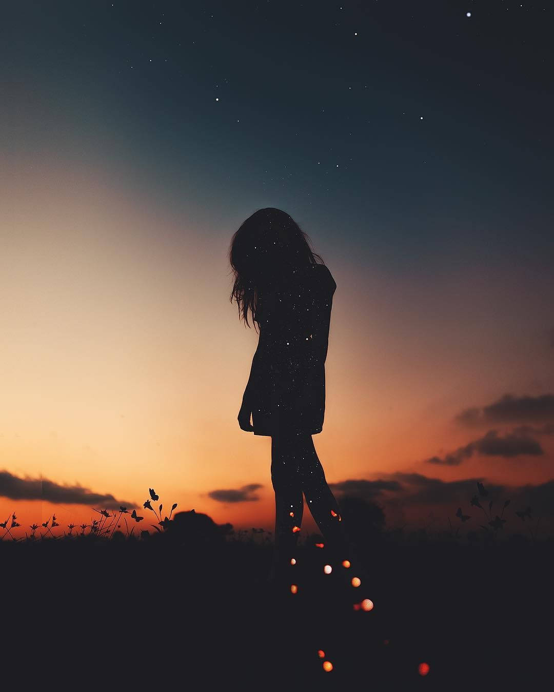 Girl Aesthetic Glowing Star Background